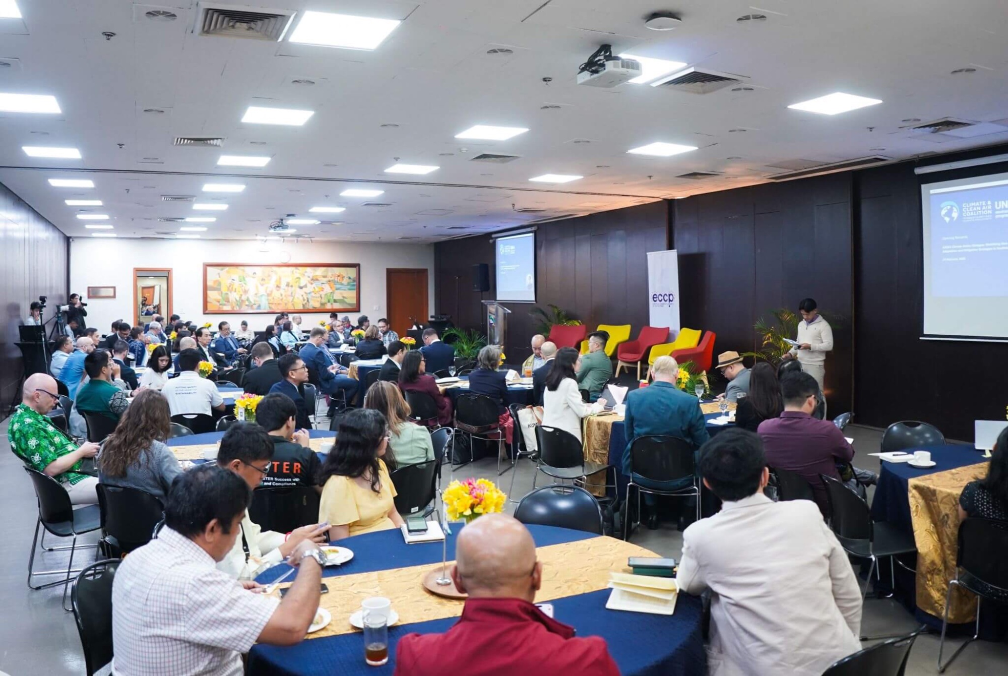 Plenary 3 roundtable speakers group photo